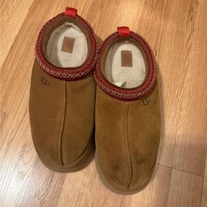 UGG Women’s Tan Loafers with Red Accents